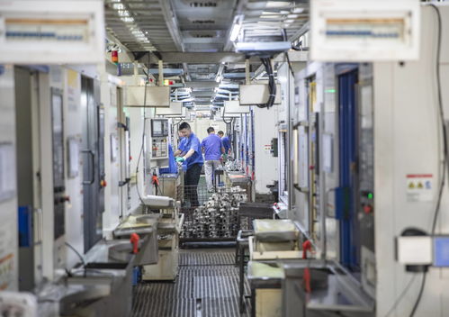 新開局經(jīng)濟半年報 一線觀察 抓住新機遇 塑造新優(yōu)勢 從一線經(jīng)濟運行看中國發(fā)展新動能